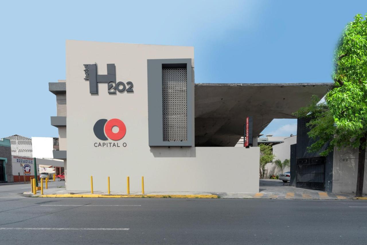 Hotel 202 Monterrey Bagian luar foto